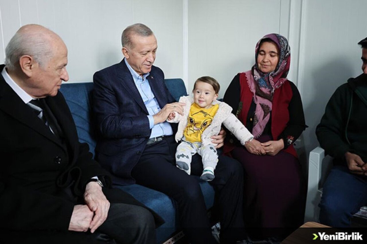 Cumhurbaşkanı Erdoğan, Adıyaman'da konteyner kenti ziyaret etti