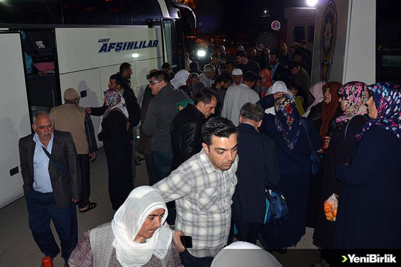 Umre'ye Diye Yola Çıktılar Balıklıgöl'e Bırakıldılar