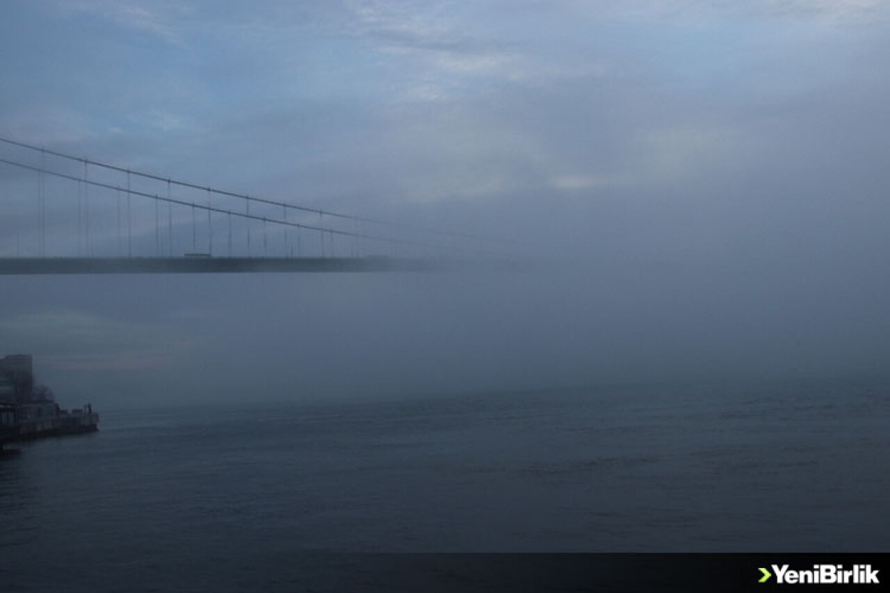 15 Temmuz Şehitler Köprüsü 'Sis'e Teslim Oldu