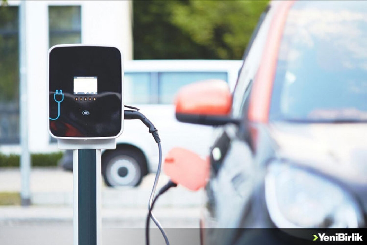 2023'te 81 ilde elektrikli araçlar için yüksek hızlı şarj istasyonları olacak