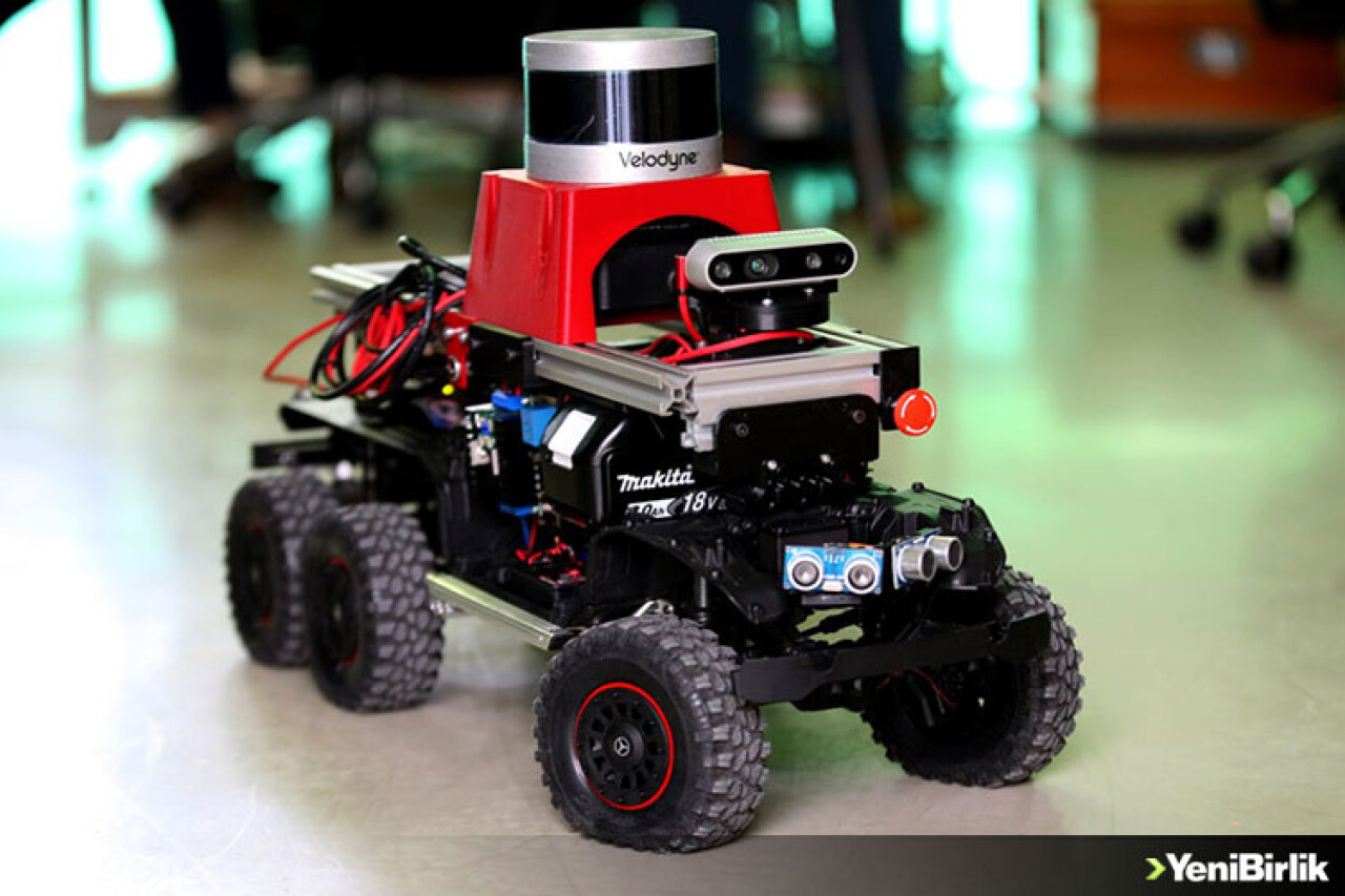 Yapay zekalı 'kalfa robotlar' fabrikalarda göreve hazır