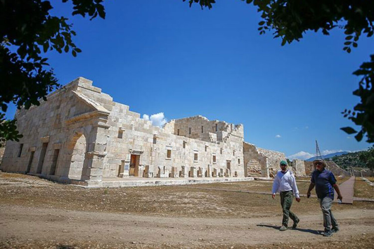 Patara doğa, tarih ve kültürle baş başa bir tatil imkanı sunuyor