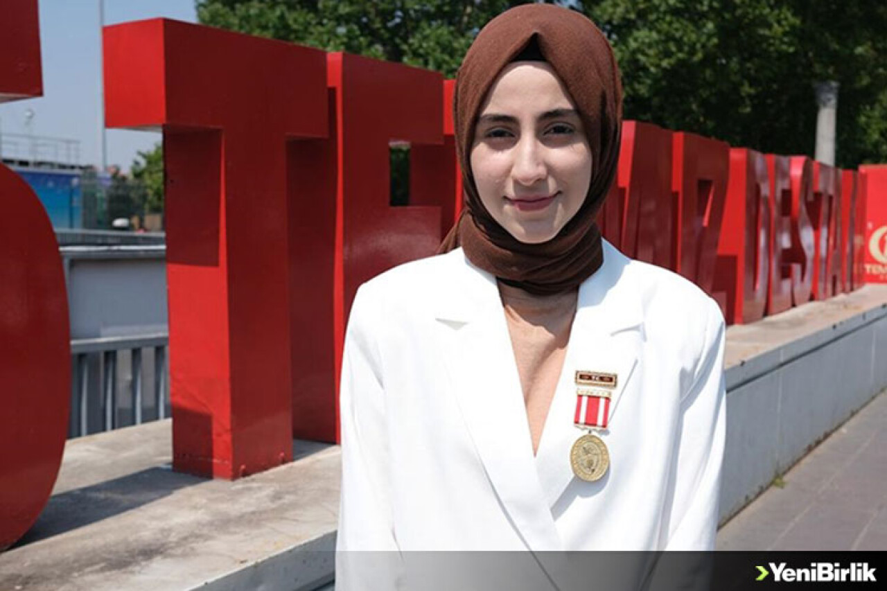 Kendisini 14 yaşında gazi yapan kurşunun izini "madalya" gibi gururla taşıyor