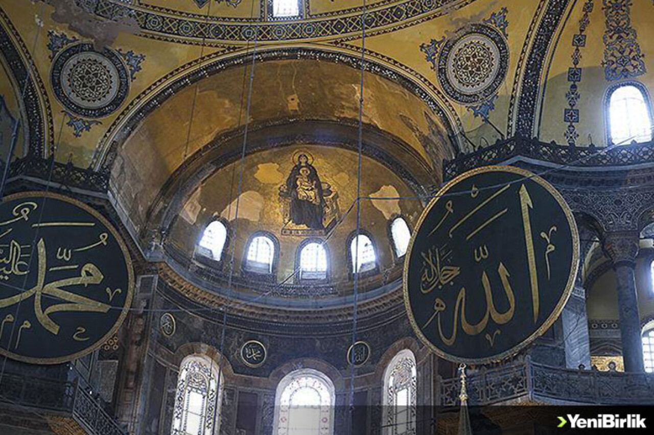  İstanbul'un Fethinin Günümüze Ulaşan En Önemli Sembollerinden Biri: Ayasofya