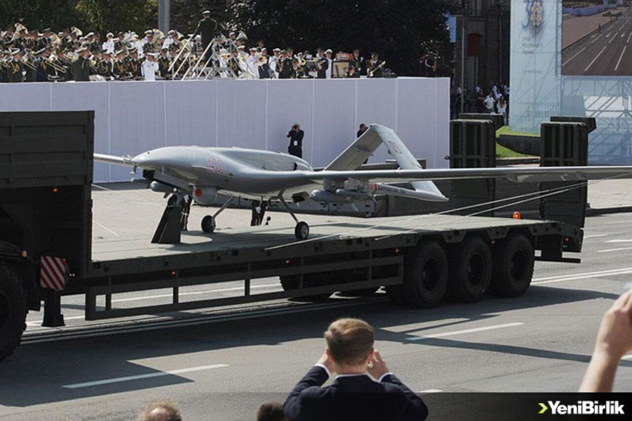 Silahlı insansız hava aracı Bayraktar TB2'ye ilgi artıyor