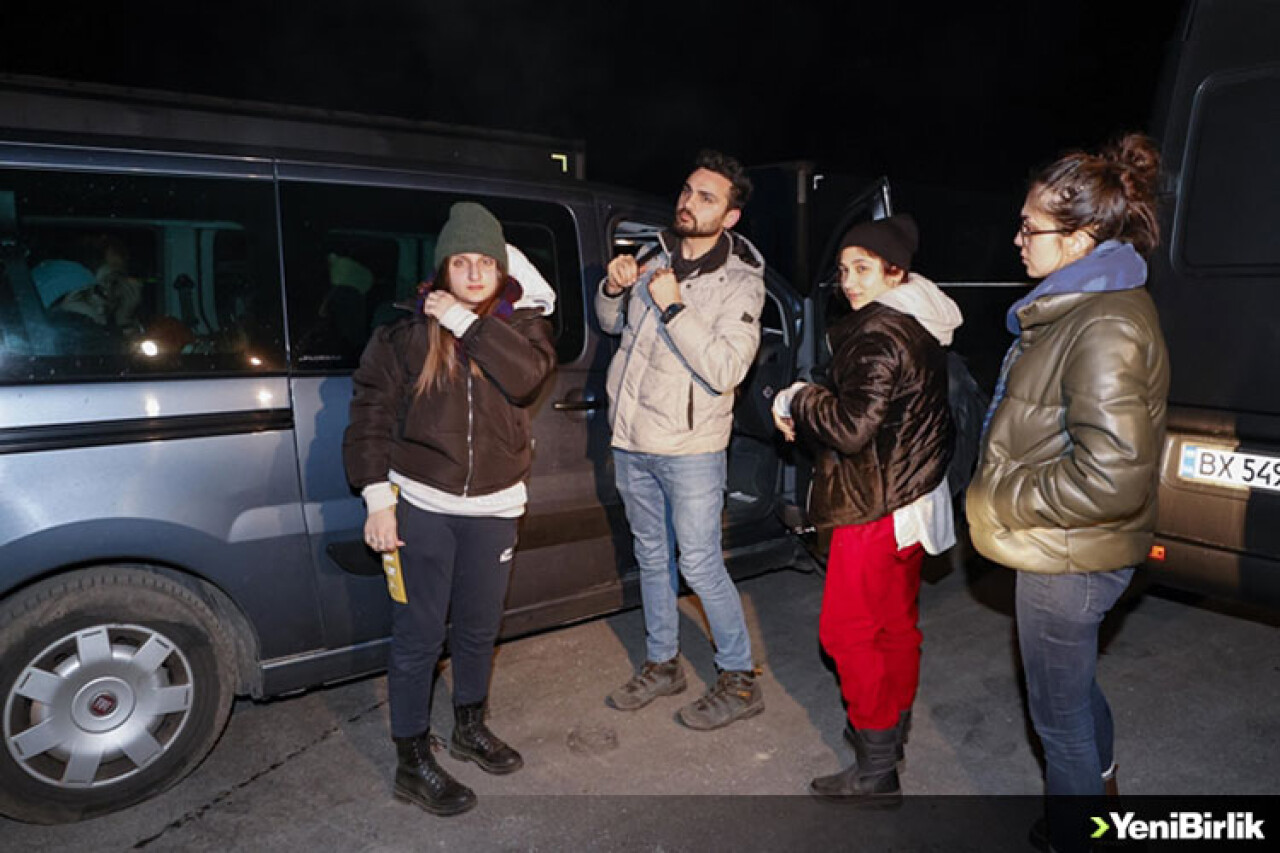 Ukrayna-Polonya sınırından 10 Türk kara yoluyla tahliye edildi