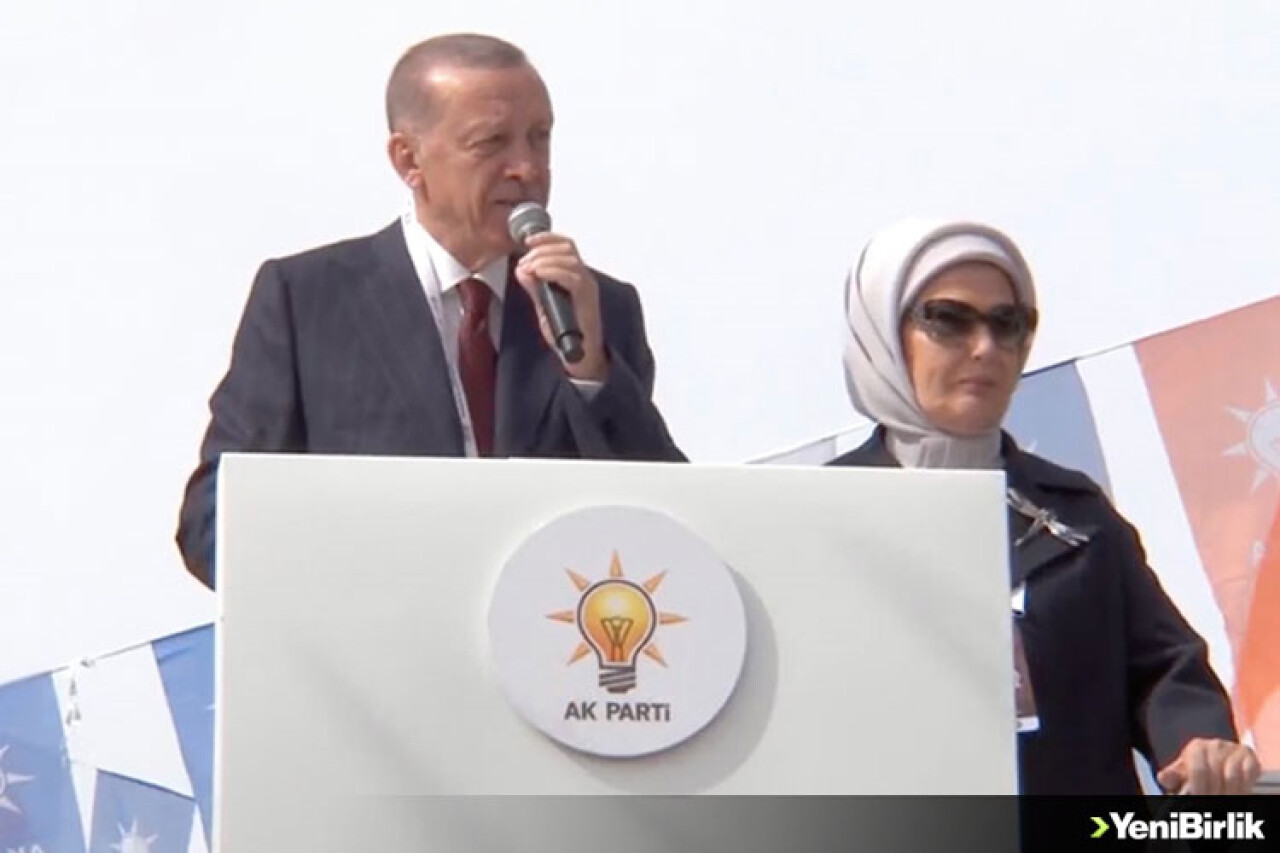 "Terör örgütlerini kullanarak bizi köşeye sıkıştırmaya çalışanlara boyun eğmiyoruz"