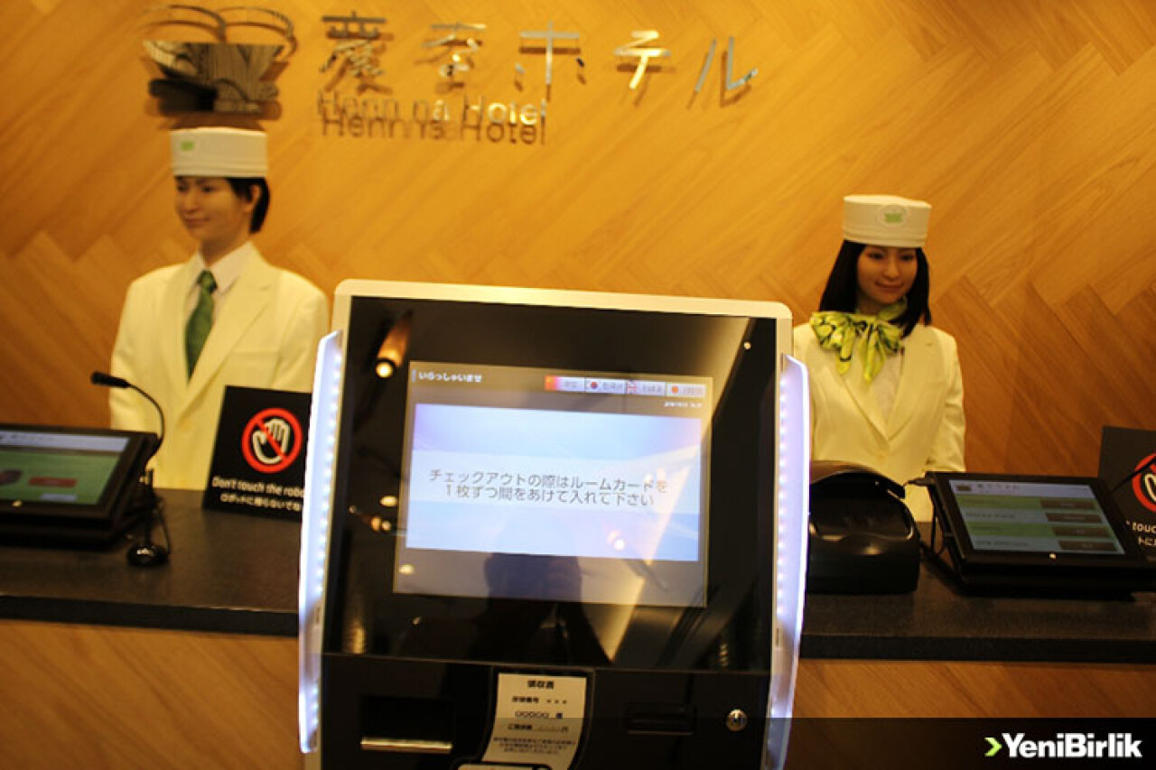 Bu Otelde Sadece Robotlar Çalışıyor