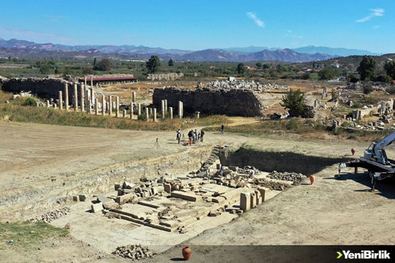 Zeus Tapınağı toprak altından çıkarılan yaklaşık 600 blokla ayağa kaldırılacak