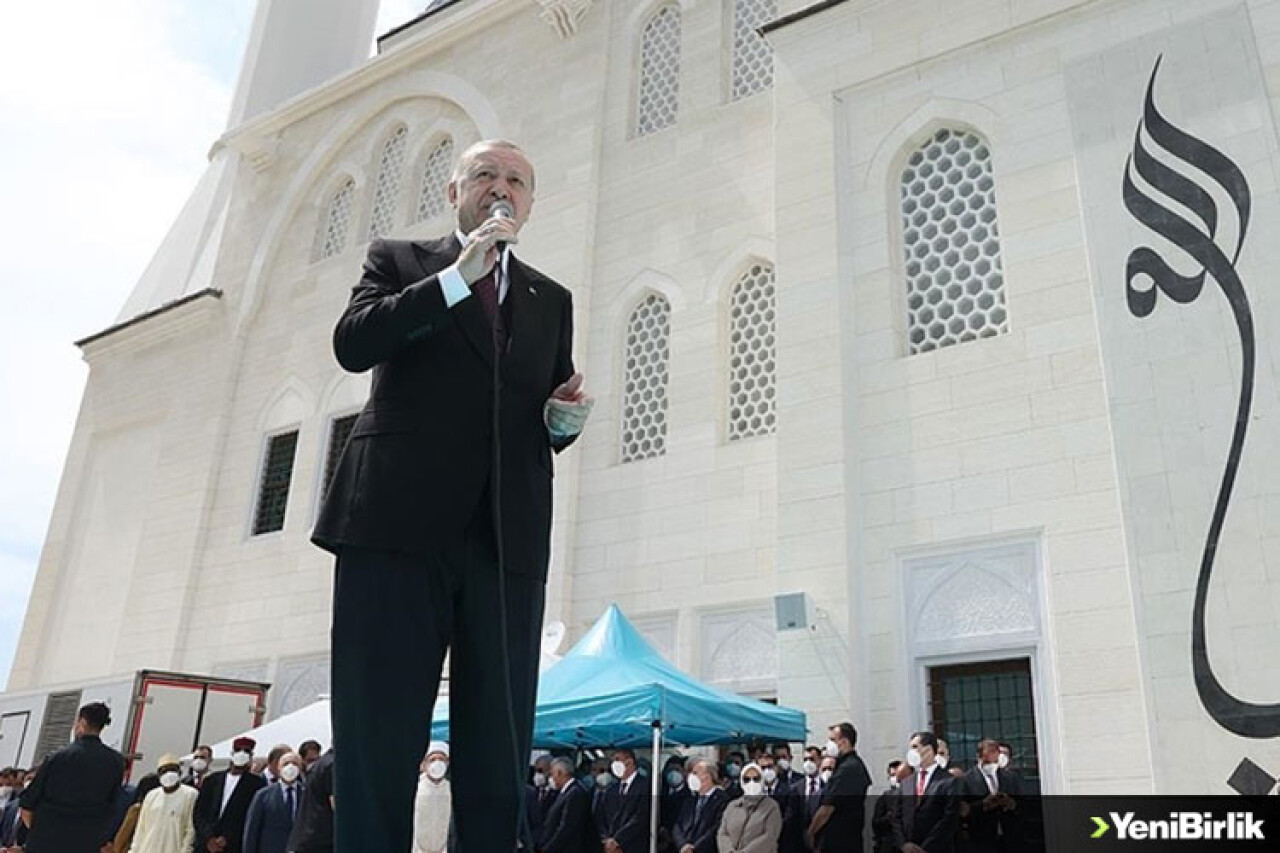 "İlk etapta Rize genelinde toplam 550 konut inşa edeceğiz"