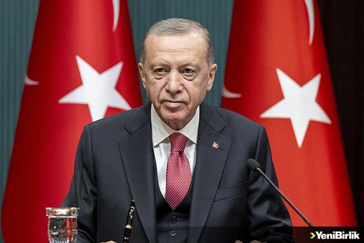 "Seçimlerin 14 Mayıs'ta yenilenmesi kararını imzaladım"