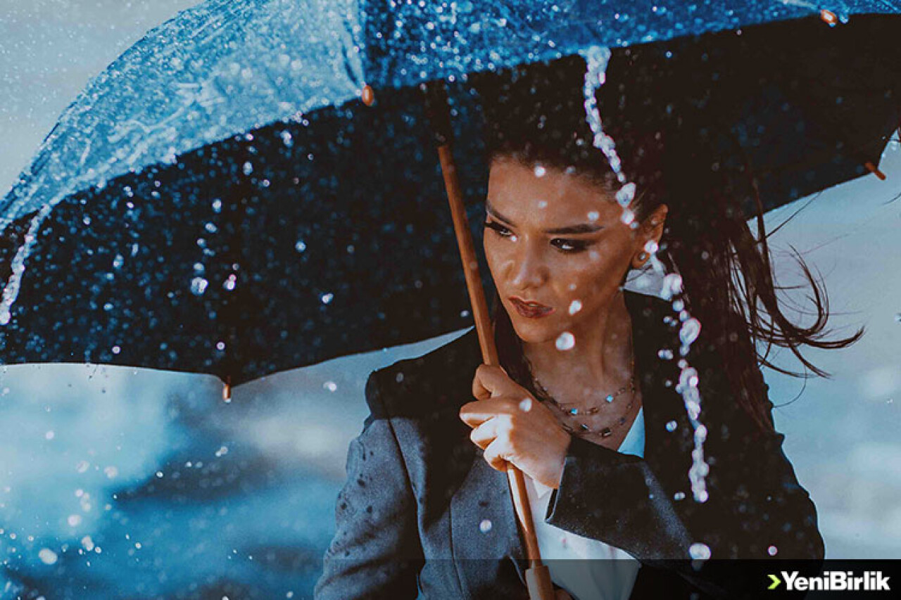 ''SURA İSKENDERLİ''YE TAM NOT!