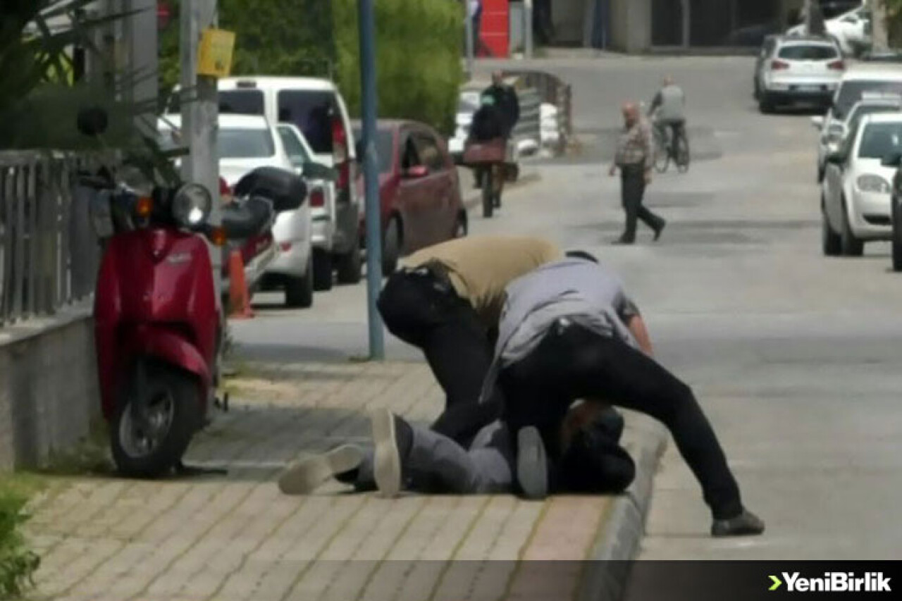 Kendilerini 'Polis' Olarak Tanıtıp FETÖ Tehdidiyle Dolandırdılar