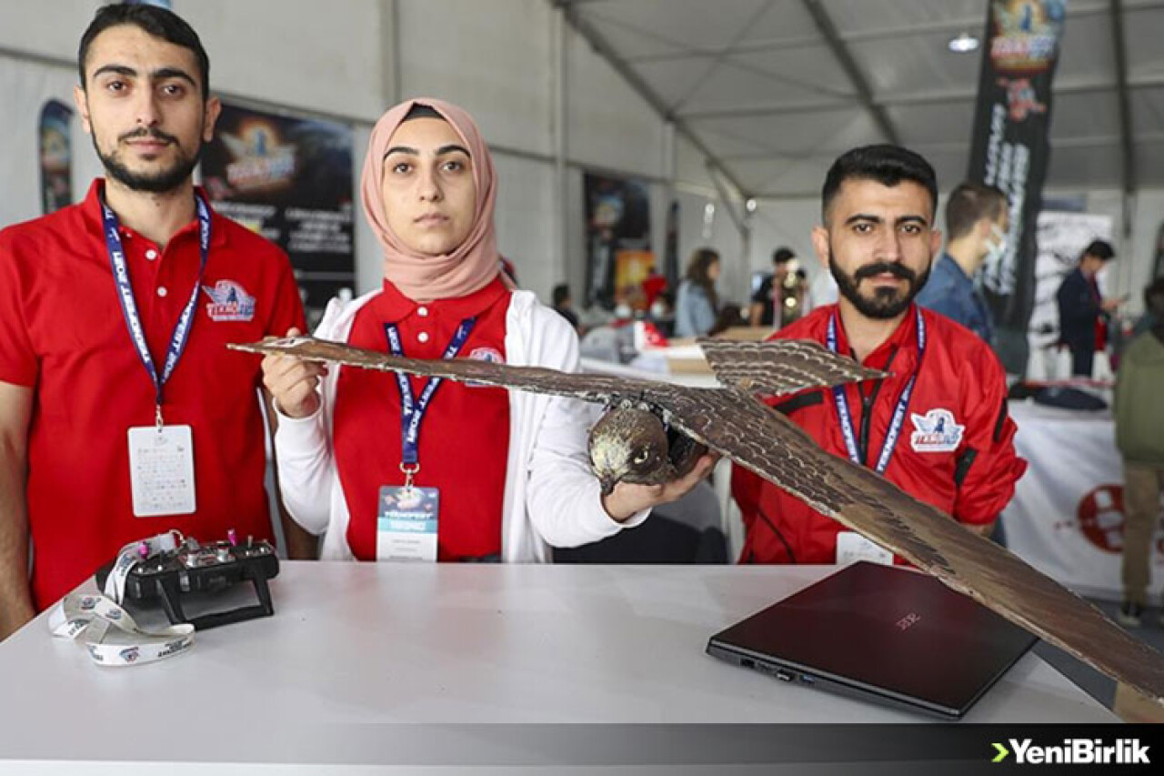 Ağrılı öğrencilerin atmacası TEKNOFEST'te havalandı