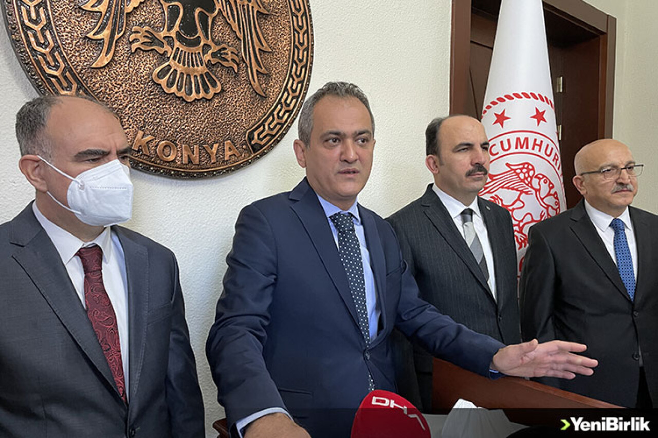 Milli Eğitim Bakanı Özer'den 'yüz yüze kesintisiz eğitim' açıklaması