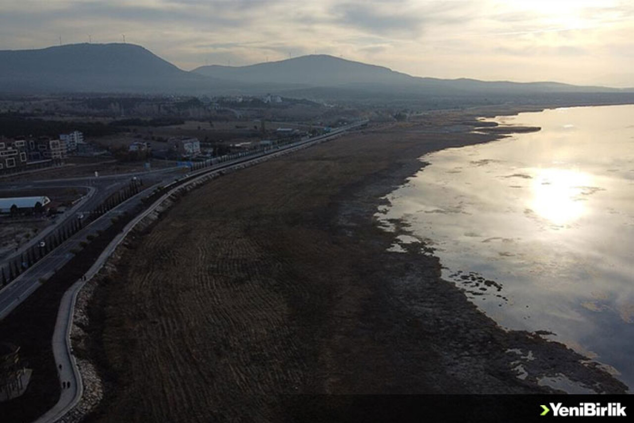 Beyşehir Gölü'nde su seviyesi beklentinin altında kaldı