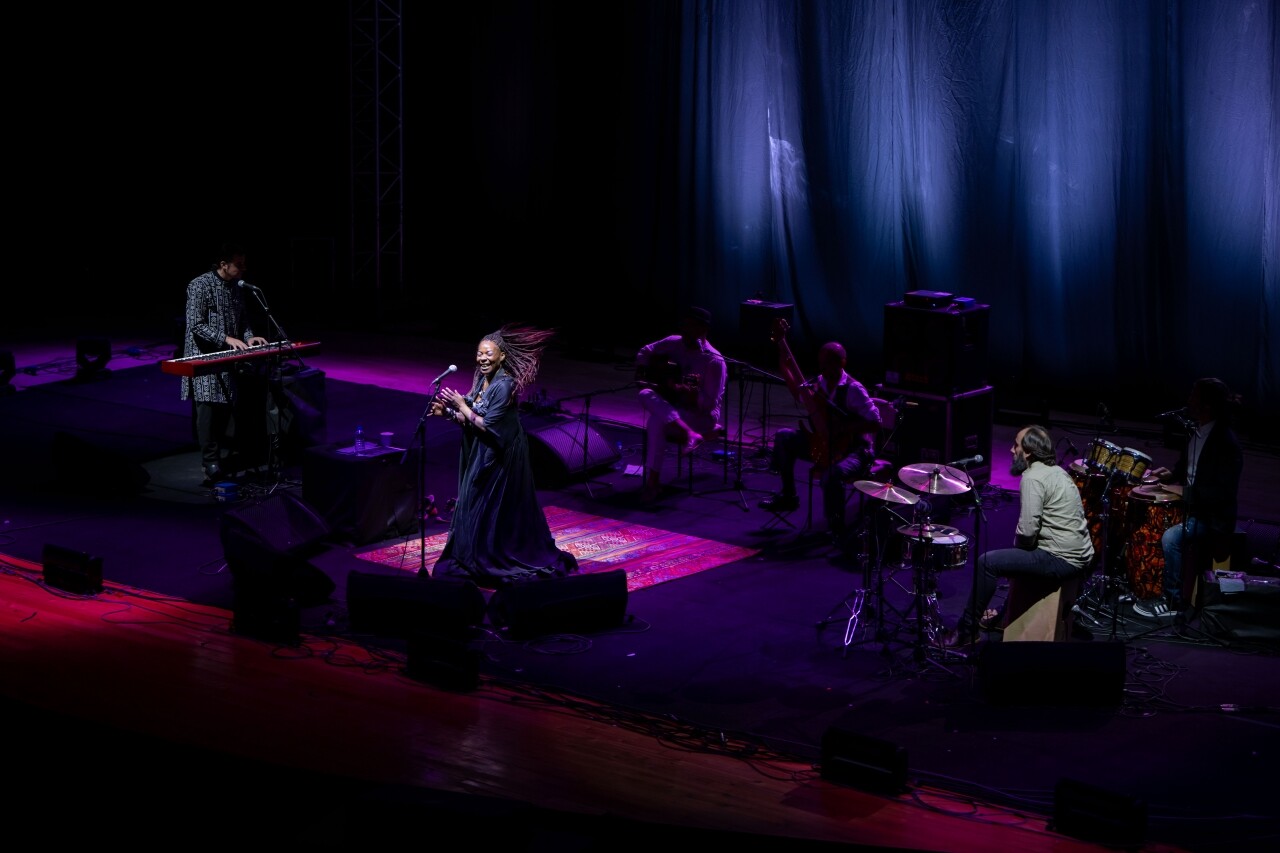 İspanyol şarkıcı Buika, Bilkent Odeon'da konser verdi