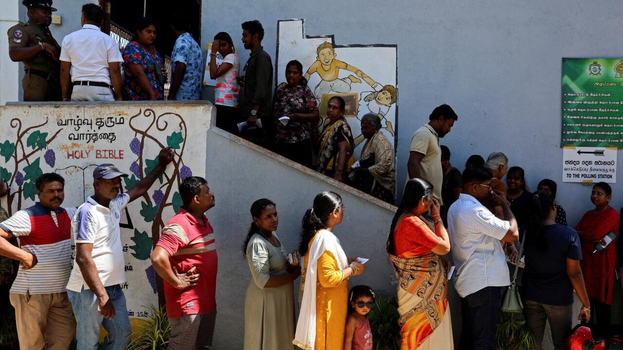 Sri Lanka'da sokağa çıkma yasağı ilan edildi