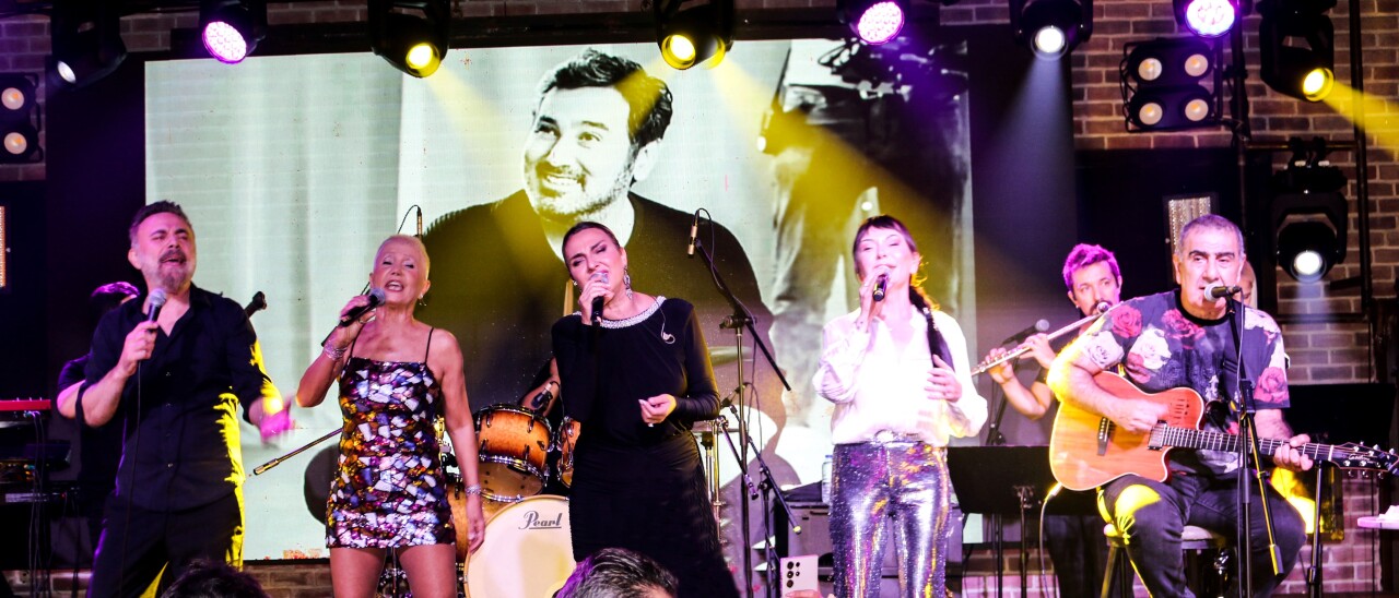 30 Yıllık Arkadaşız