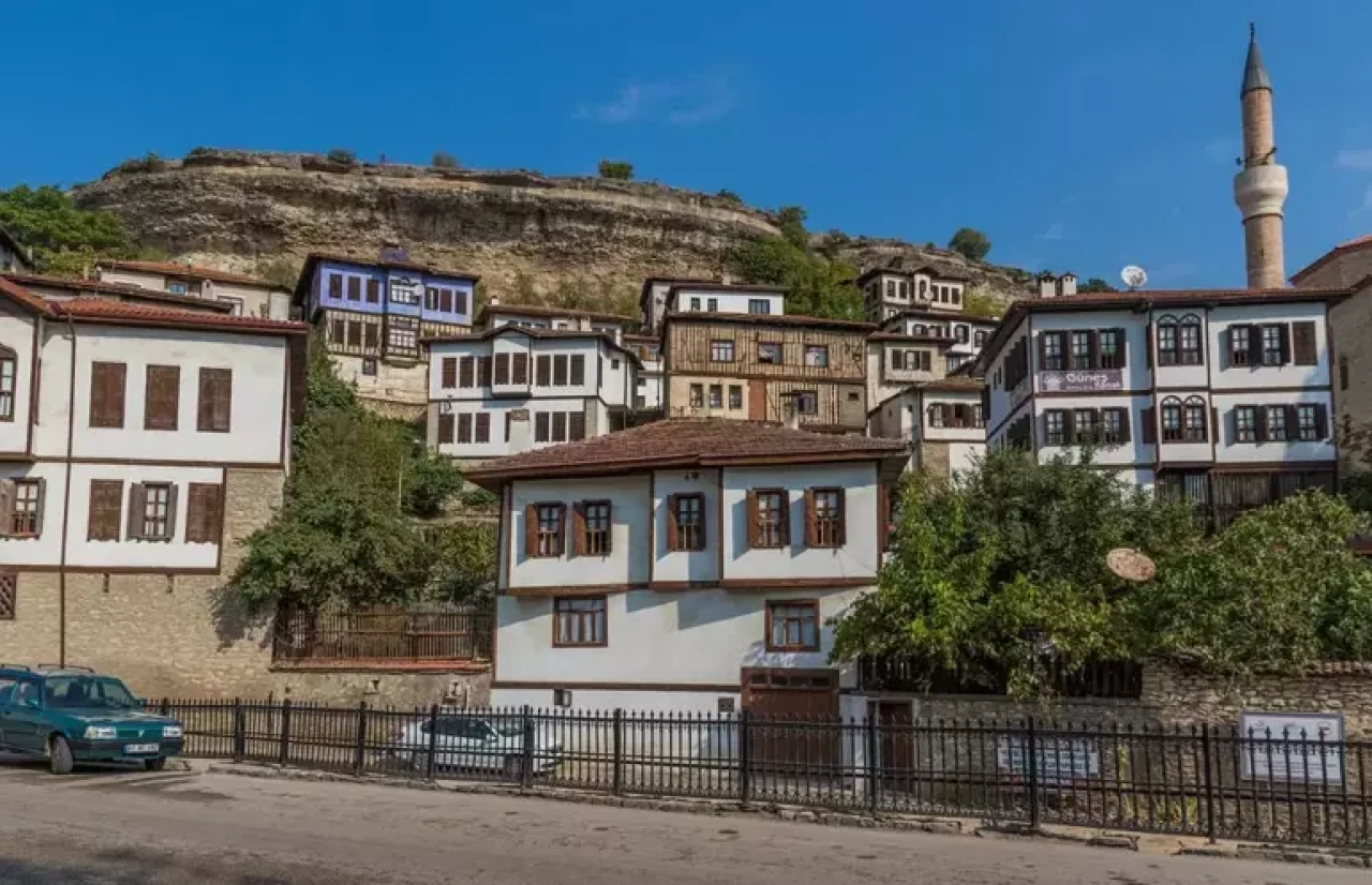 Yaz bitti diye üzülmeyin! İşte sonbaharda gezilecek yerler