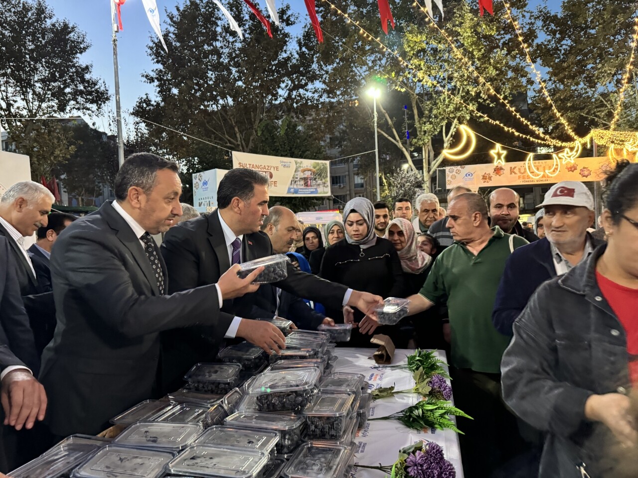 5. Malatya Yöresel Ürün Günleri Üzüm Festivali İstanbul'da başladı