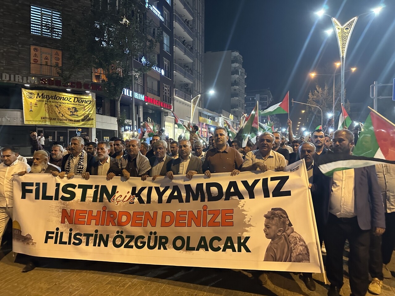 Adıyaman'da İsrail’in Filistin’e yönelik saldırıları protesto edildi