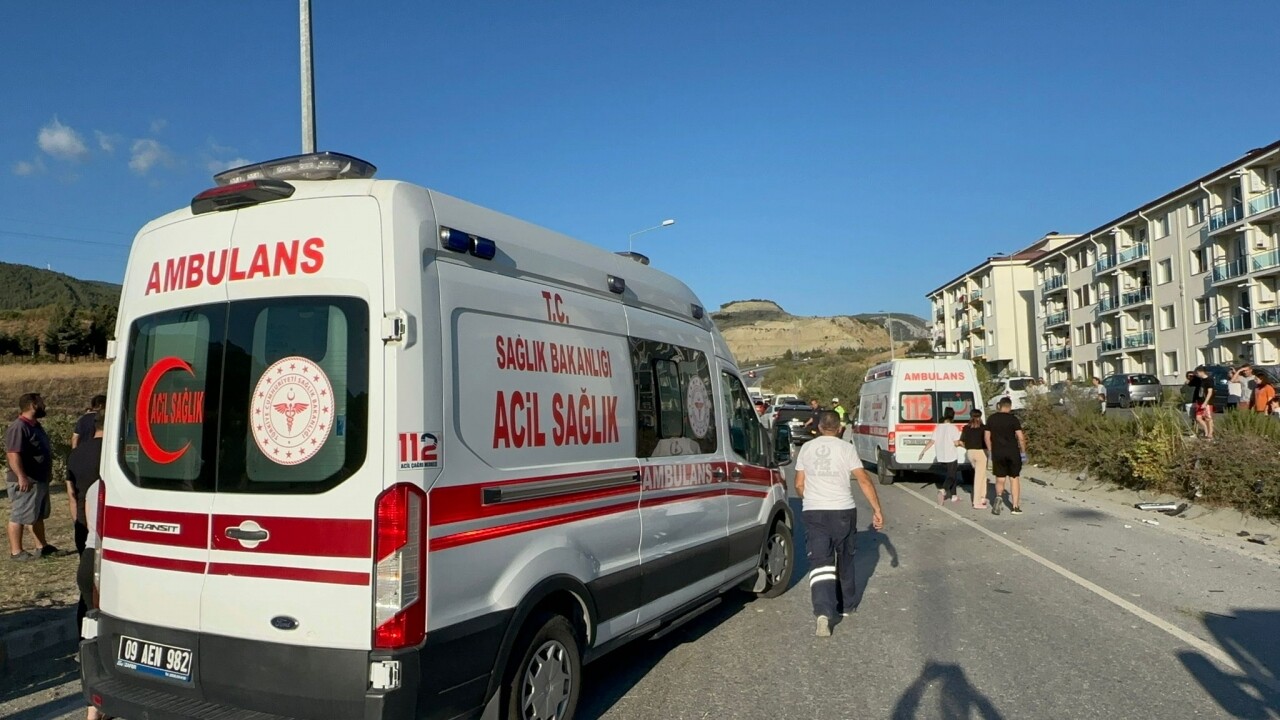 Aydın'daki trafik kazasında 1 kişi öldü, 2 kişi yaralandı