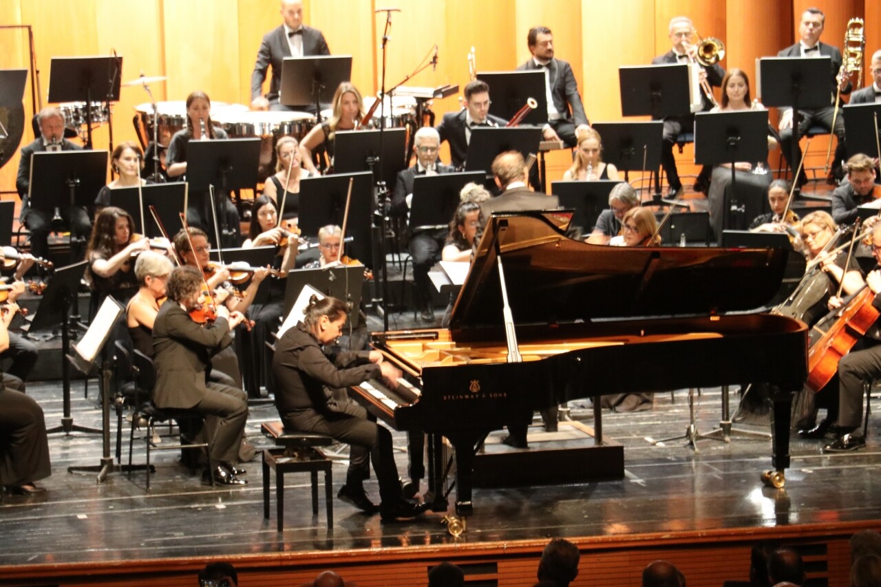 BBDSO, yeni sezon açılış gala konseri verdi