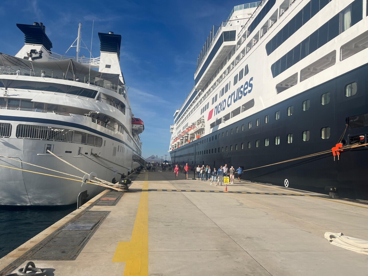 Bodrum'a iki kruvaziyerle 1204 yolcu geldi