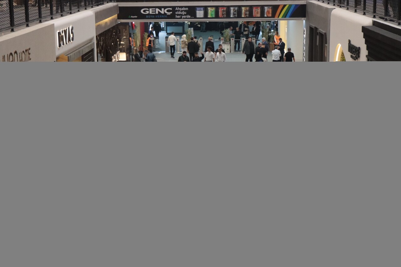 Bursa'da 51. Uluslararası İnegöl Mobilya Fuarı kapılarını açtı