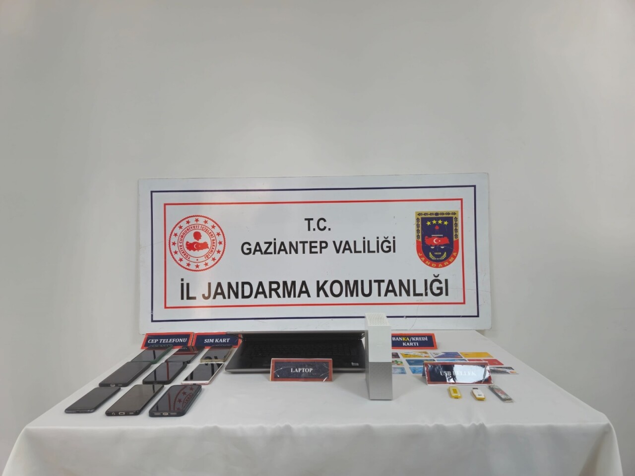 Gaziantep merkezli araç kiralama dolandırıcılığında 7 tutuklama