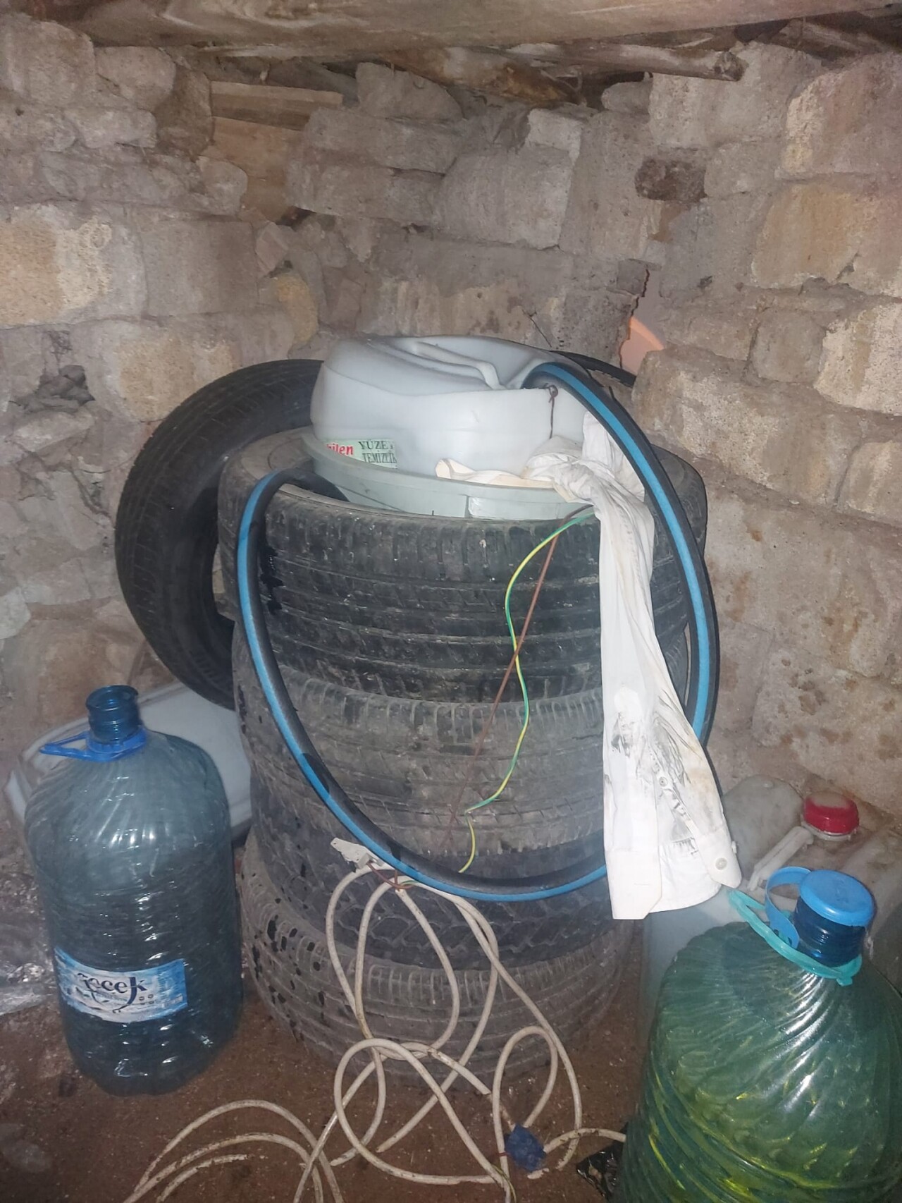 Kırıkkale'de belediye aracından yakıt çalan biri personel 2 şüpheli yakalandı