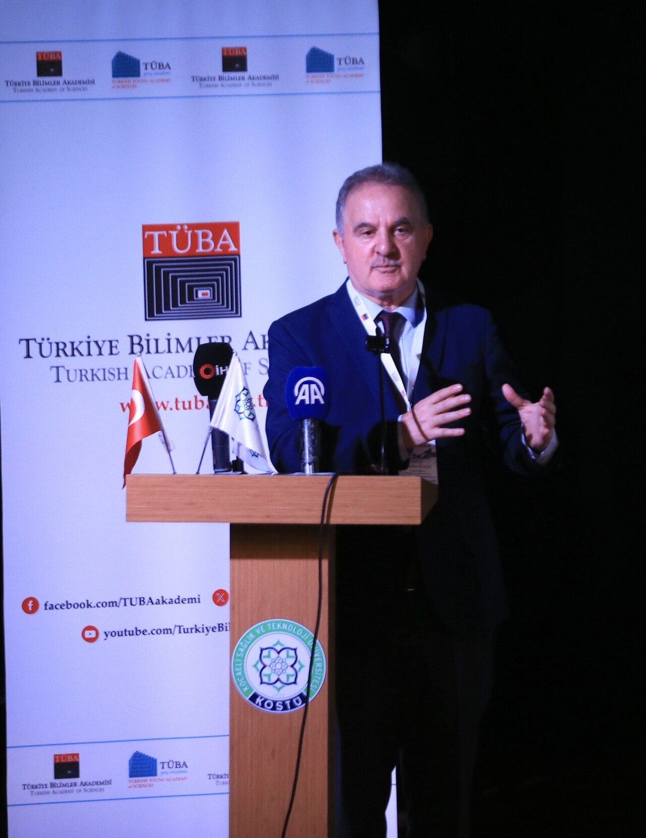 Kocaeli'de "Deprem, Kentsel Dönüşüm ve Sürdürülebilirlik Çalıştayı" düzenlendi