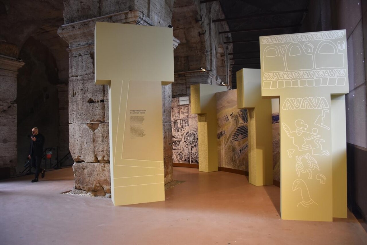 Roma'nın simge yapısı Kolezyum'da "Göbeklitepe" sergisi açıldı