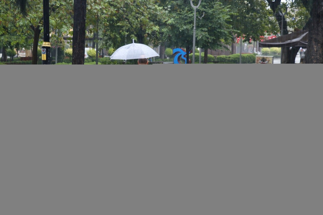 Trabzon'da sağanak etkili oldu