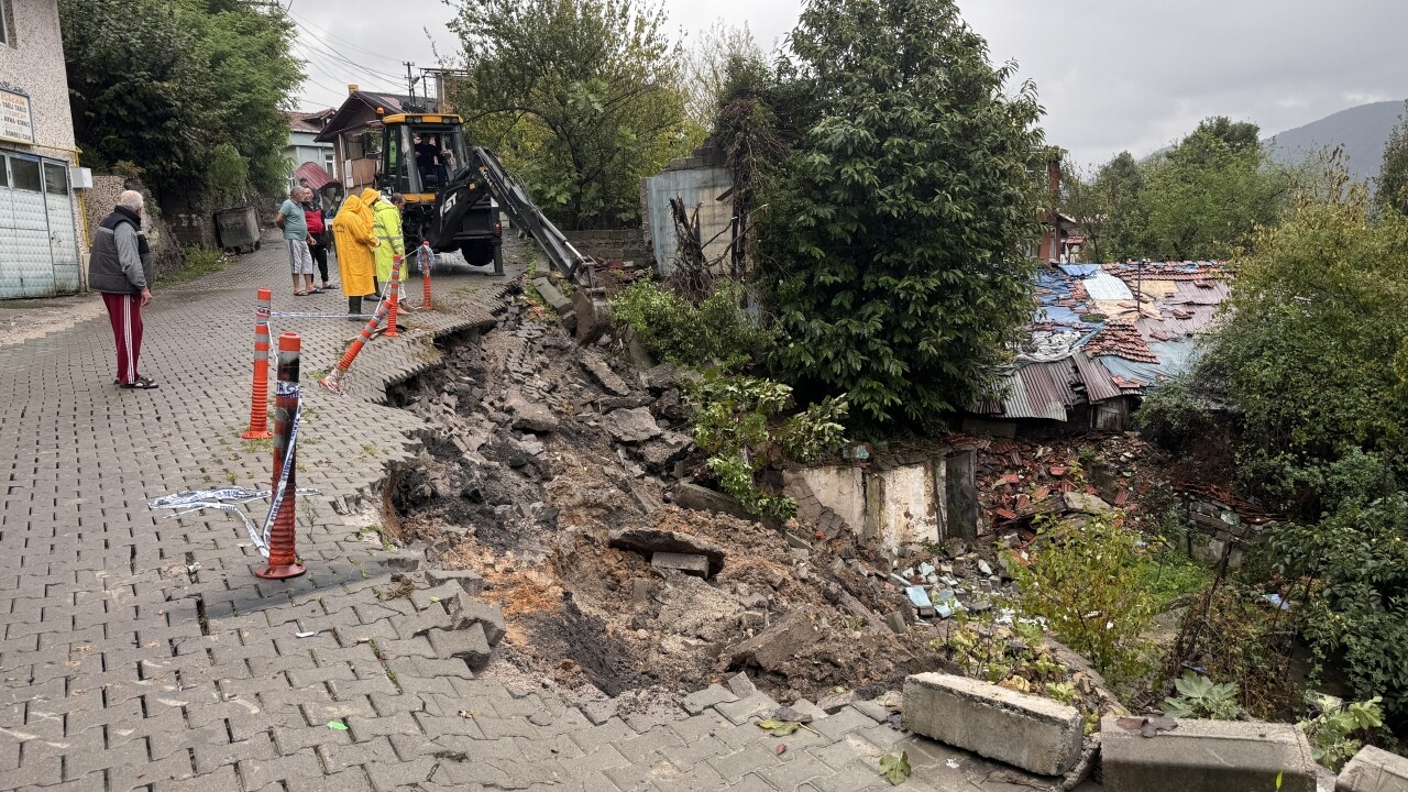 Zonguldak'ta kuvvetli yağış sonrası hasar tespit çalışmaları sürüyor