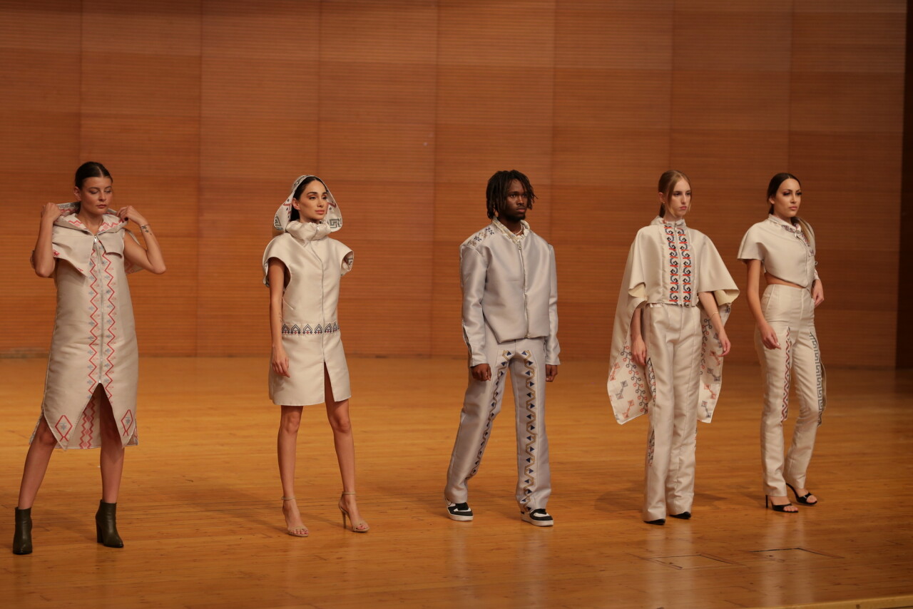 Genç modacılar Bursa'da yarıştı