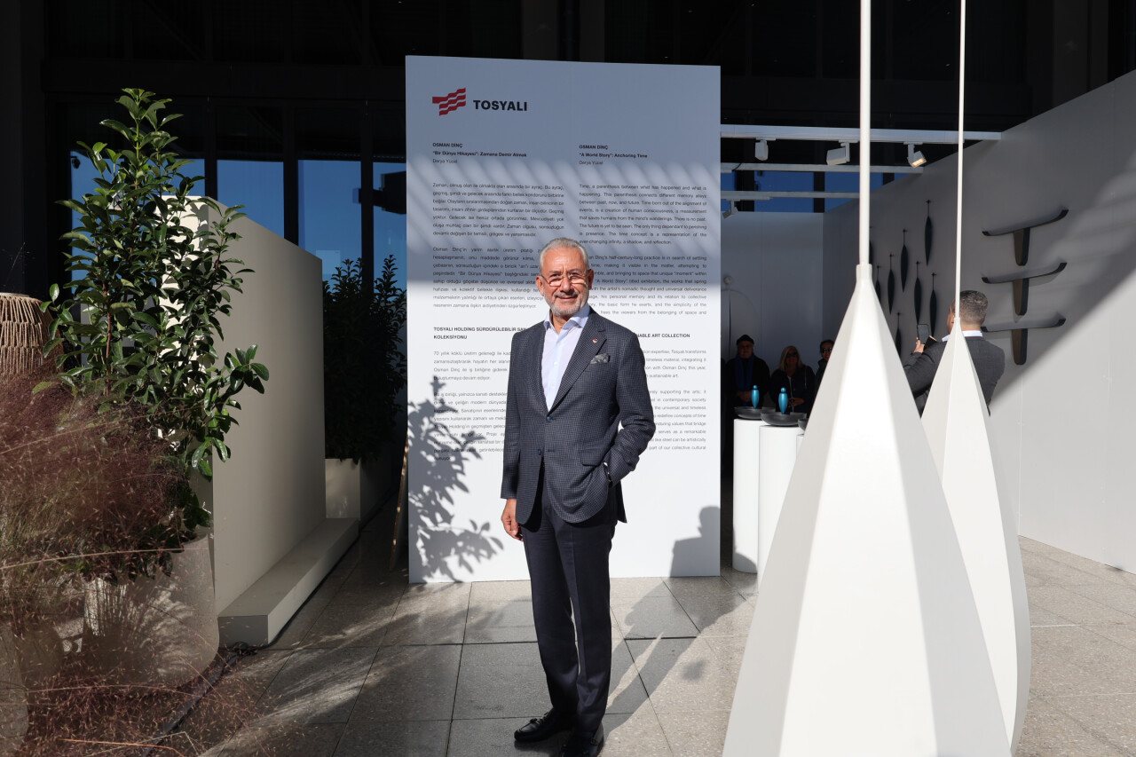 Bir Dünya Hikayesi sergisi, çeliği sanatla buluşturdu