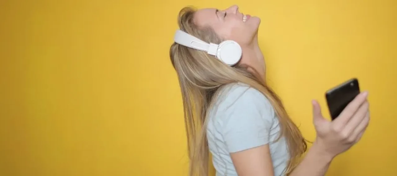 Gençler onu takmadan adım atmıyor!