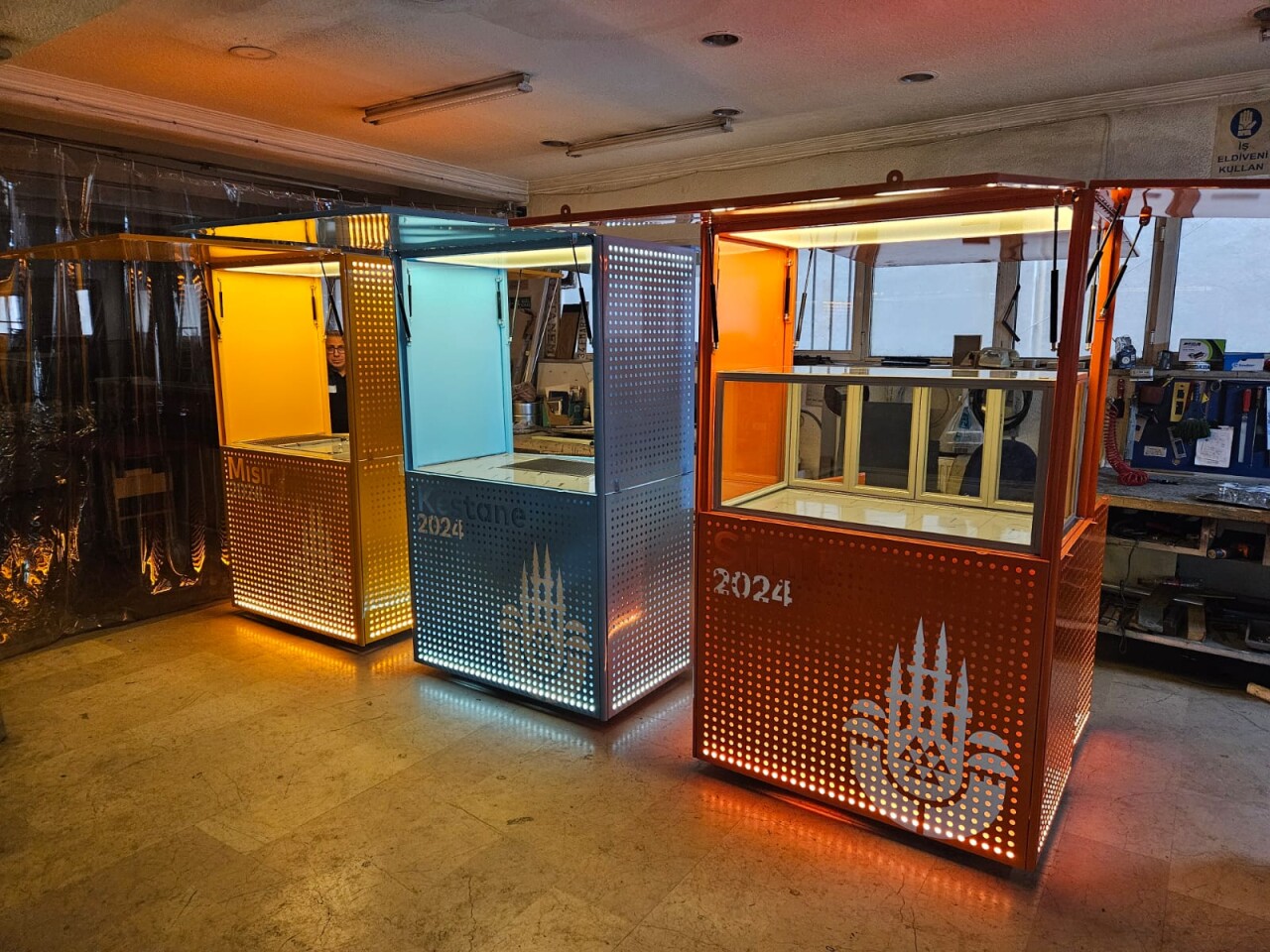 İstanbul'un simit arabalarına yeni tasarım