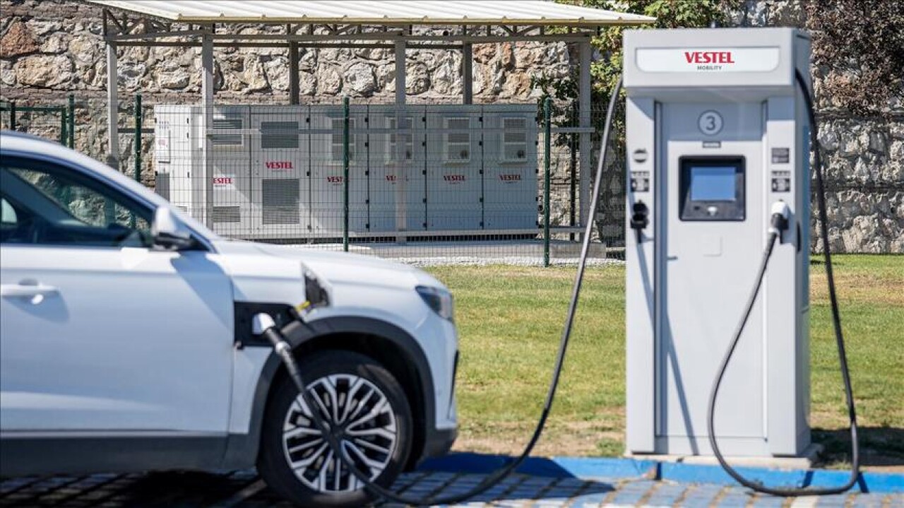 Vestel'den yerli batarya enerji depolama sistemi