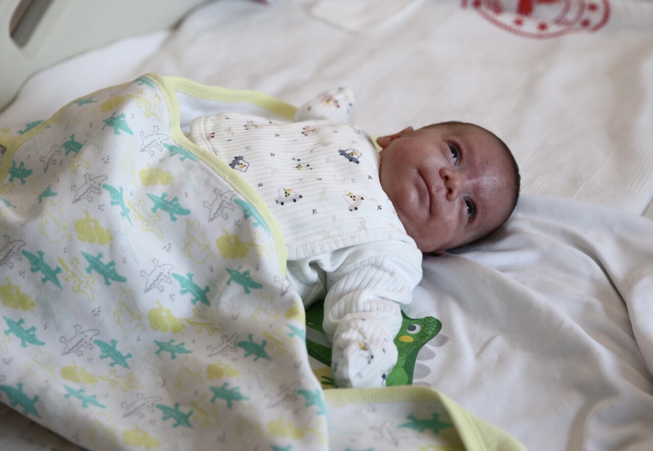 620 gram doğan prematüre bebek sağlıkla taburcu edildi