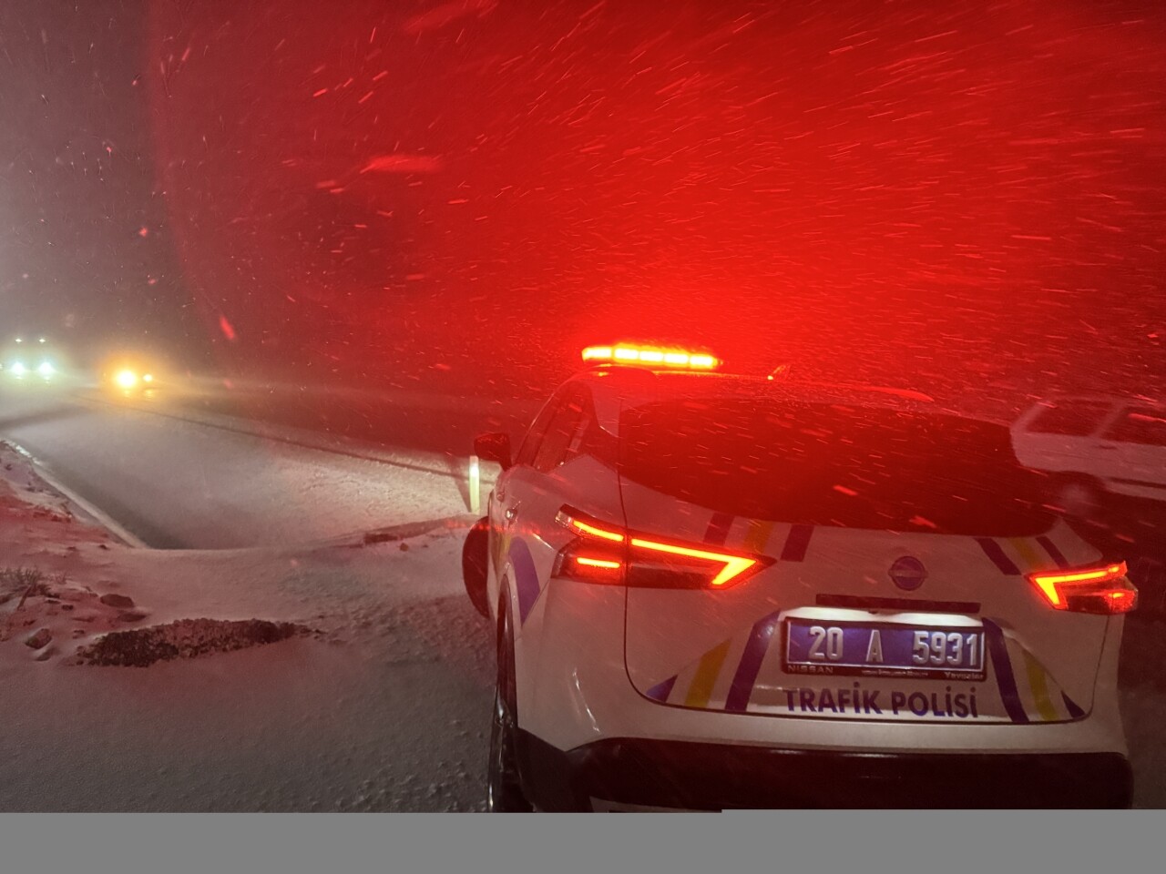 Denizli'nin yüksek kesimlerinde kar yağışı başladı