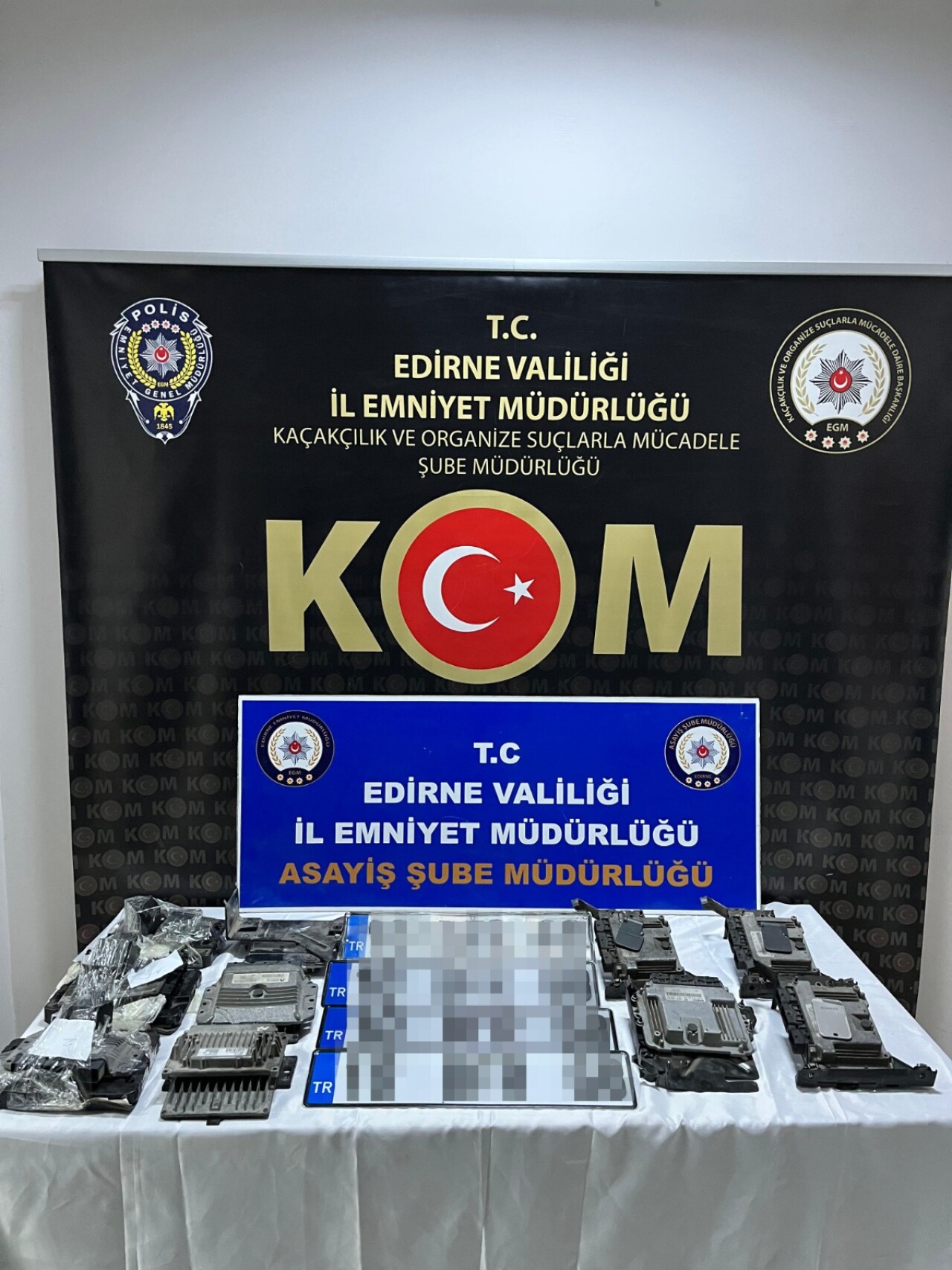 Edirne'de change oto şebekesine operasyon