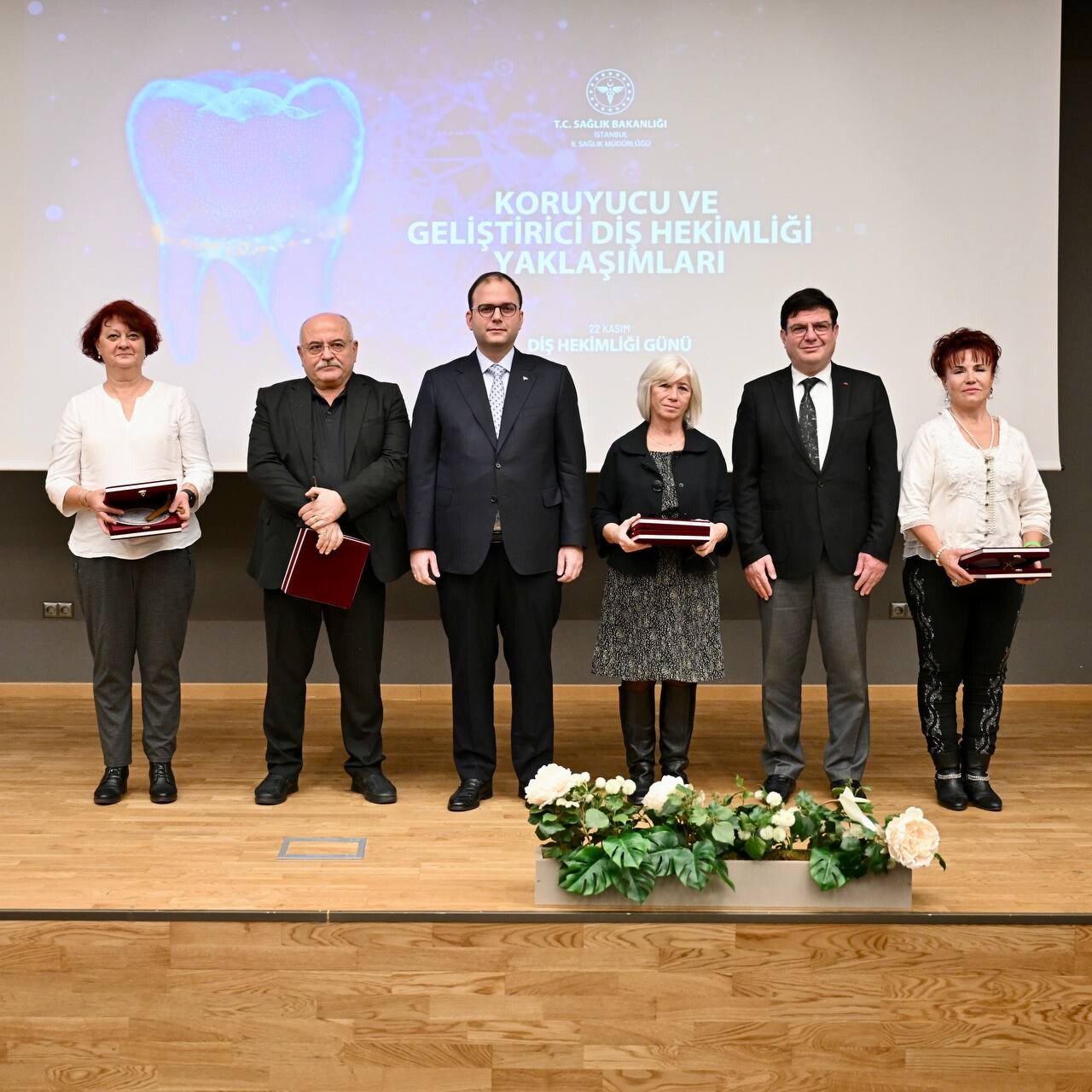 İstanbul'da 3 milyon 300 kişiye ağız ve diş sağlığı hizmeti