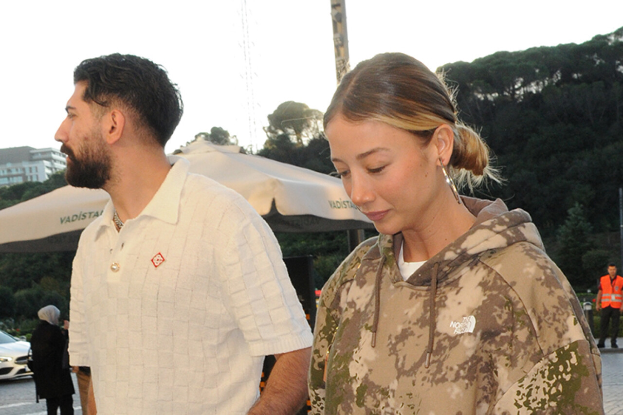 Aleyna Kalaycıoğlu sevgilisiyle alışverişte