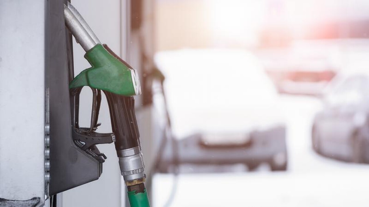 Toplu akaryakıt alımıyla 3 milyar lira tasarruf sağlandı