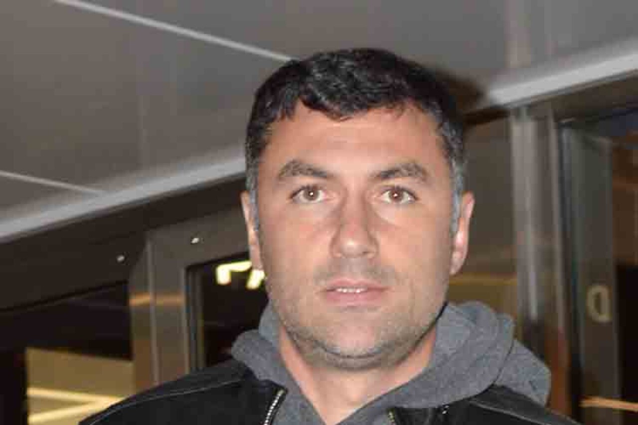 Burak Yılmaz'dan hem iş hem alışveriş!