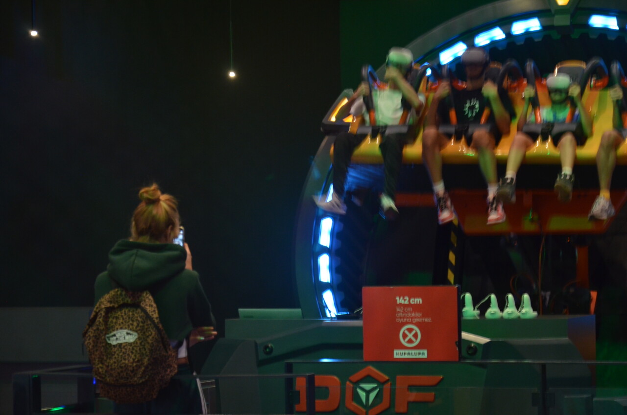 Çağla Şikel'in 10 parmağında 10 marifet