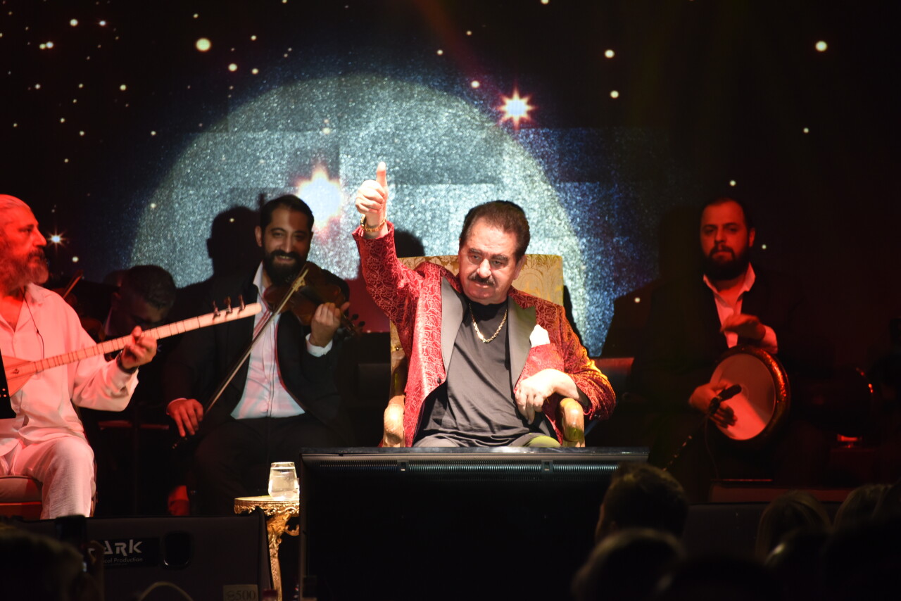 26 yıl sonra aynı sahneyi paylaştılar